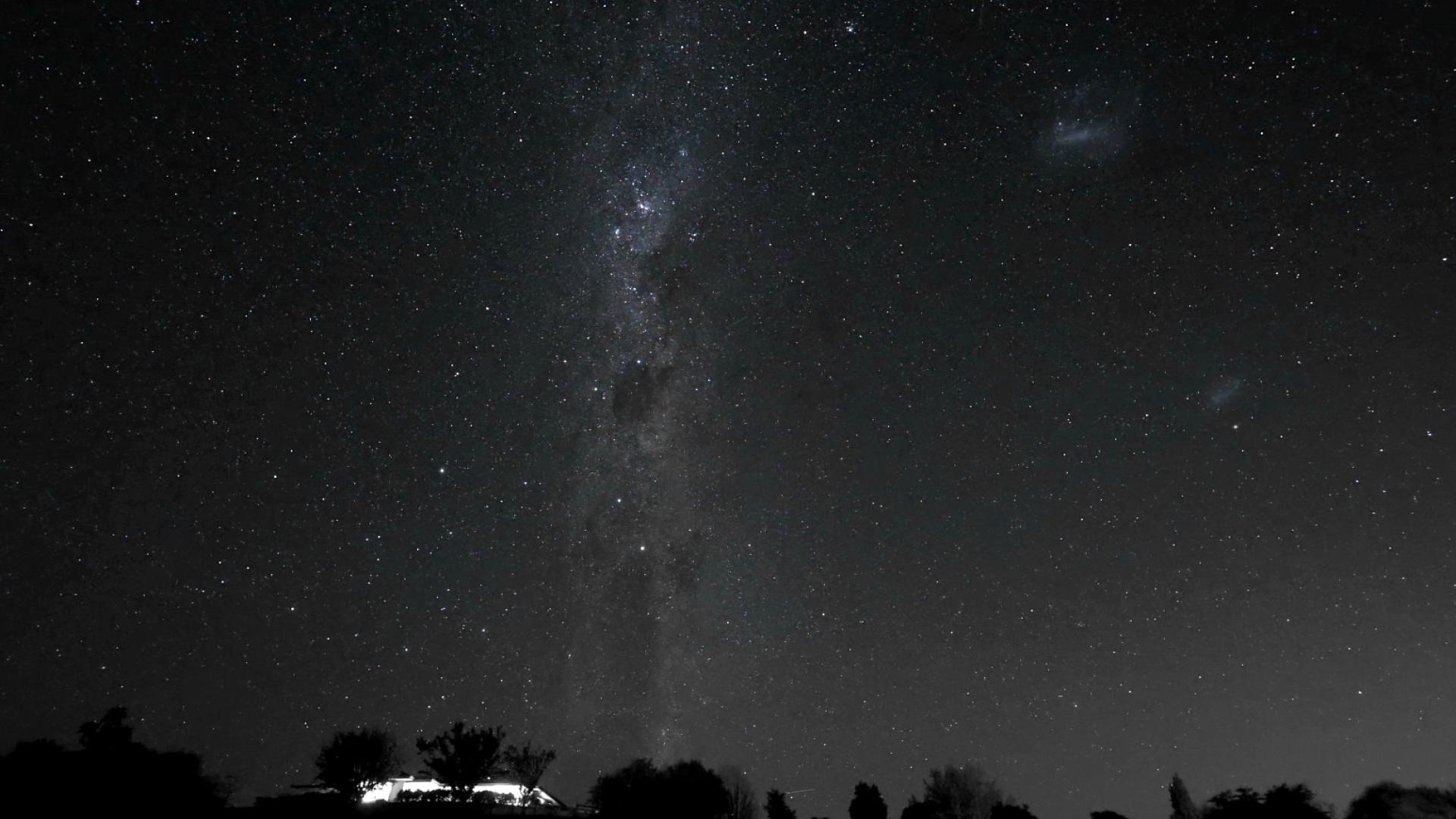 #htmlcaption-6 Milky Way
